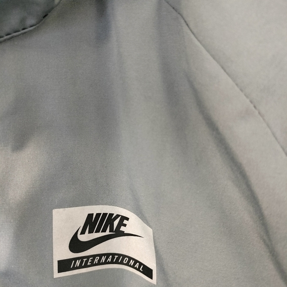 Nike International Jacket - Picture 2 of 9
